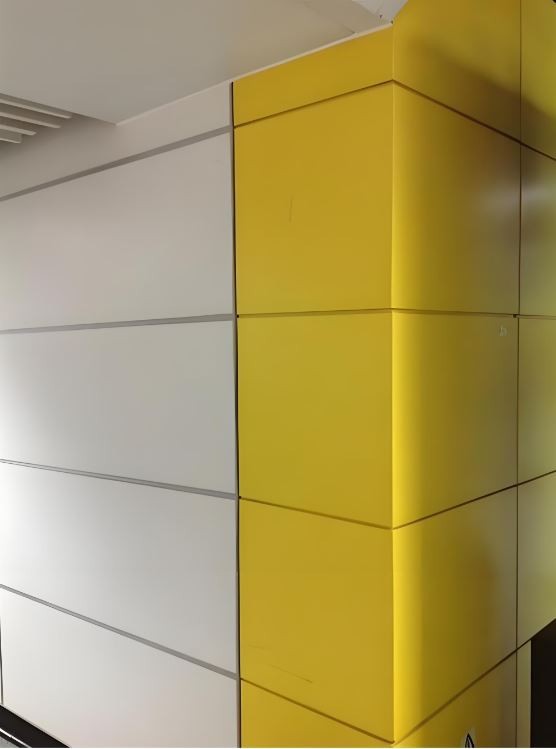 2-Porcelain-coated aluminum veneer wall